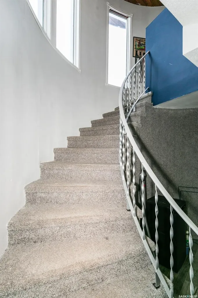 335 Yukon Avenue Kerrobert SK S0L 1R0