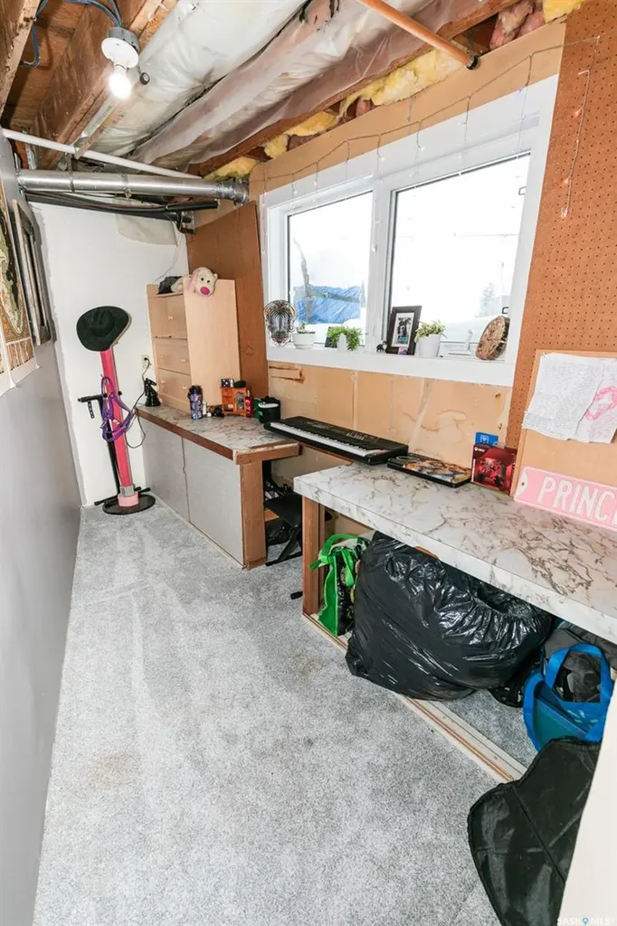 335 Yukon Avenue Kerrobert SK S0L 1R0