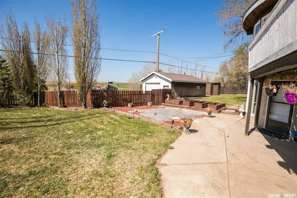 335 Yukon Avenue Kerrobert SK S0L 1R0