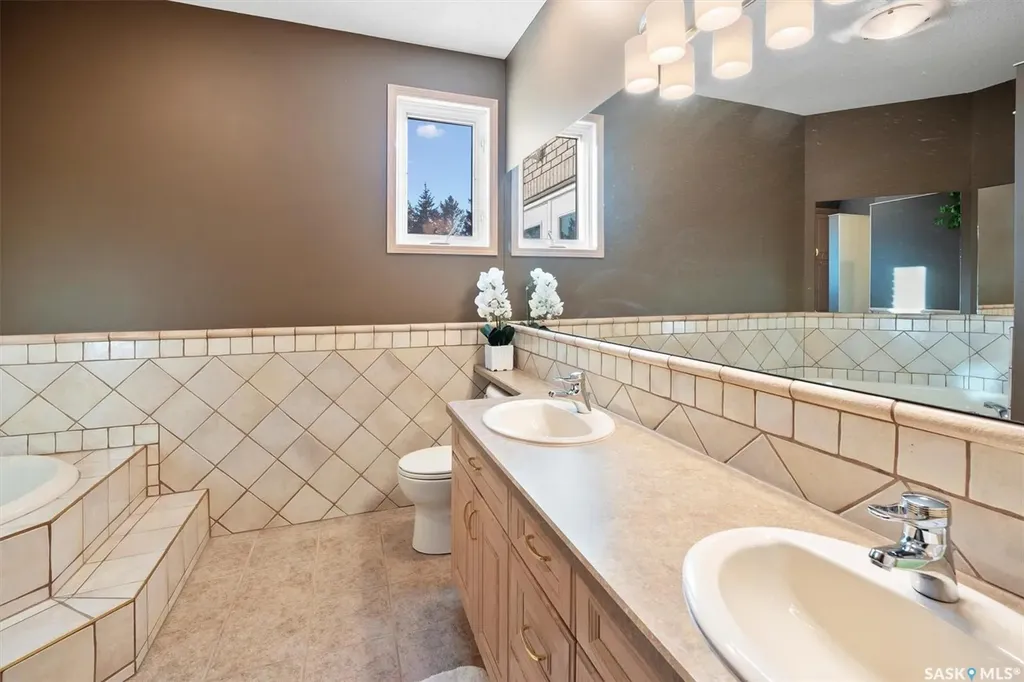 9 Cherry Lane Corman Park Rm No. 344 SK S7T 1A1