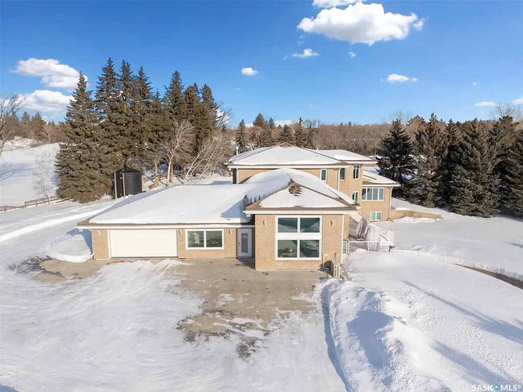 9 Cherry Lane Corman Park Rm No. 344 SK S7T 1A1