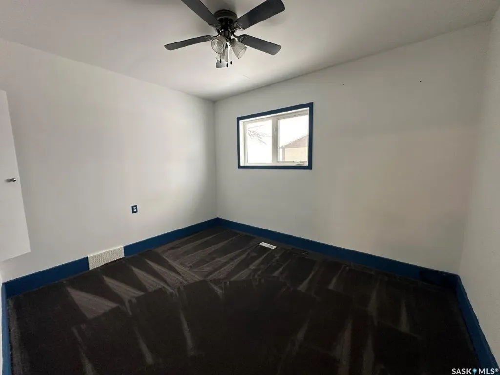 69 Railway Avenue Kindersley Rm No. 290 SK S0L 1S0