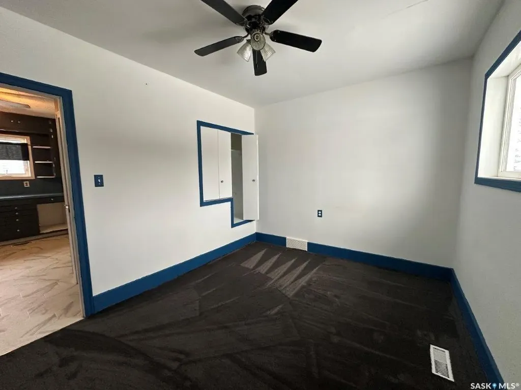 69 Railway Avenue Kindersley Rm No. 290 SK S0L 1S0