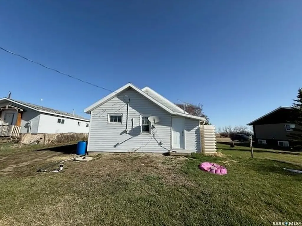 69 Railway Avenue Kindersley Rm No. 290 SK S0L 1S0