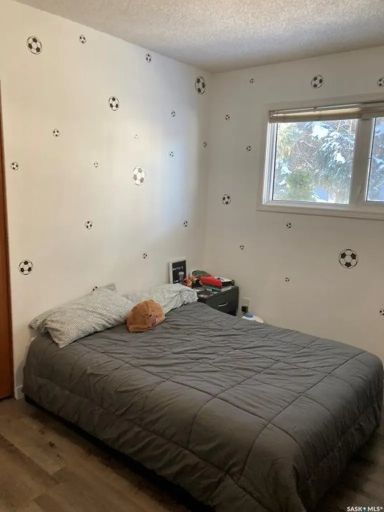 212 Fourth Street NE Ituna SK S0A 1N0