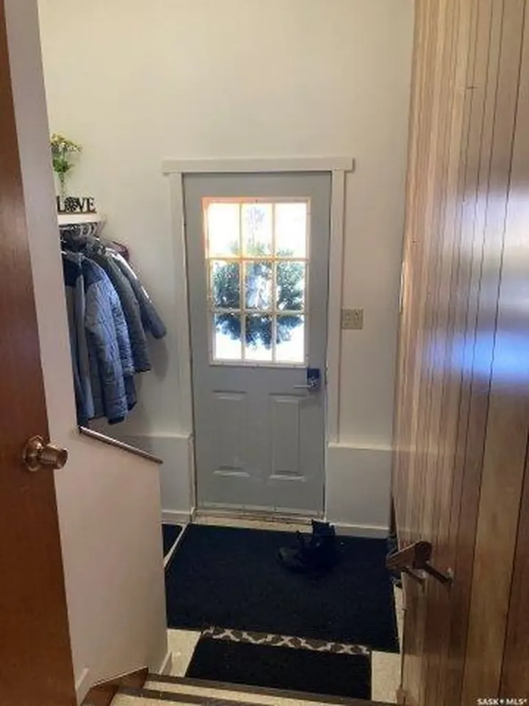 212 Fourth Street NE Ituna SK S0A 1N0