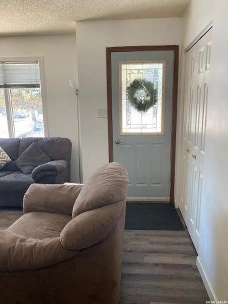 212 Fourth Street NE Ituna SK S0A 1N0