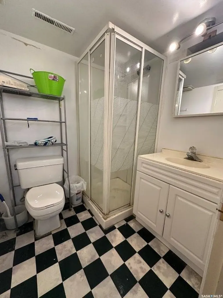 113 4th Avenue E Kindersley SK S0L 1S0