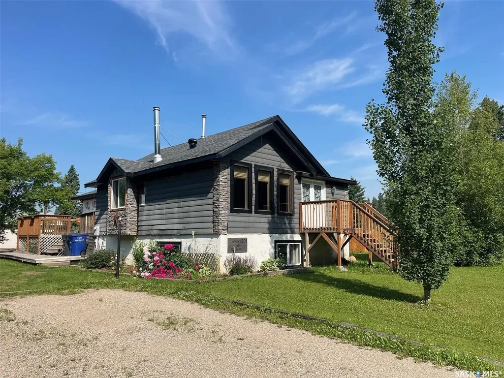 201 7th Street E Choiceland SK S0J 0M0