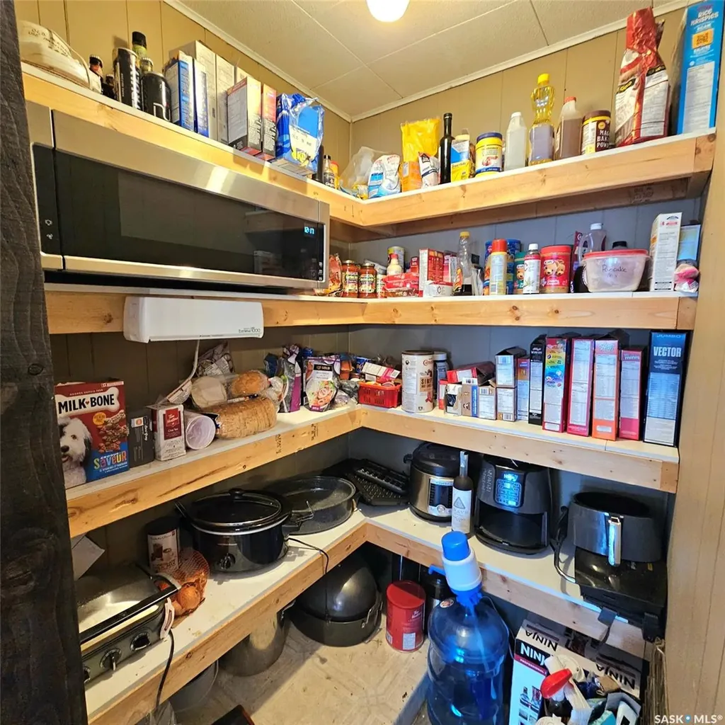 201 7th Street E Choiceland SK S0J 0M0