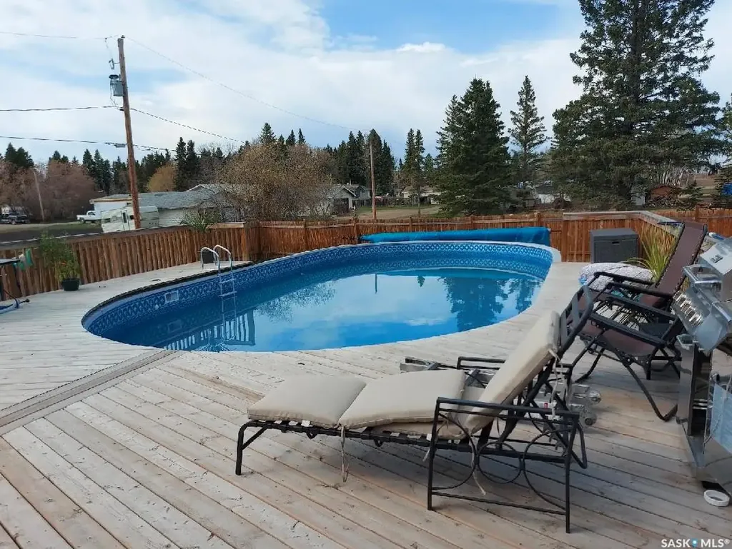 201 7th Street E Choiceland SK S0J 0M0