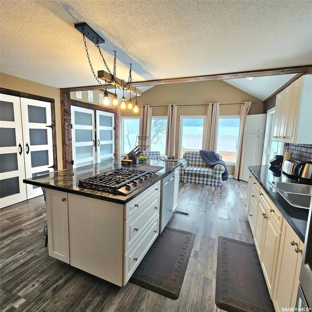 201 7th Street E Choiceland SK S0J 0M0