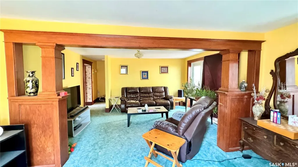 106 2nd Street E Dinsmore SK S0L 0T0