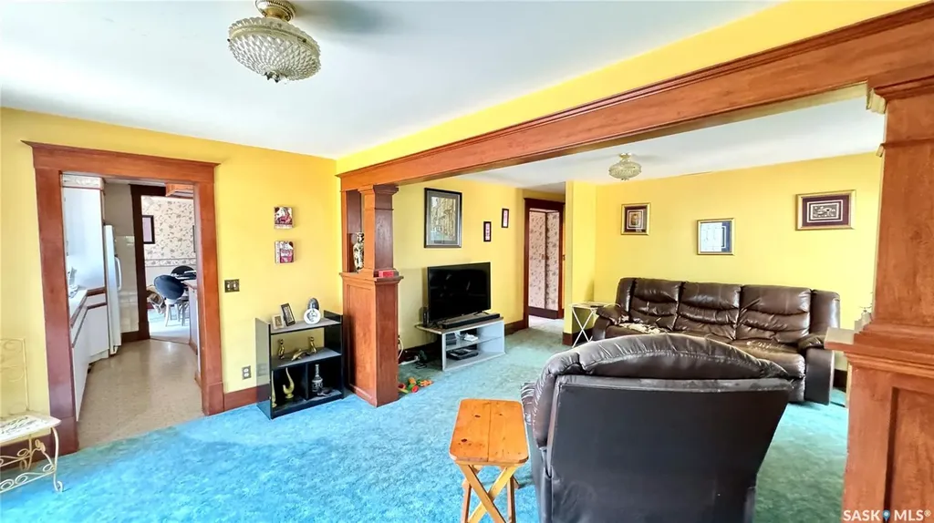 106 2nd Street E Dinsmore SK S0L 0T0