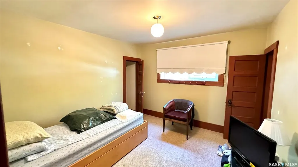 106 2nd Street E Dinsmore SK S0L 0T0