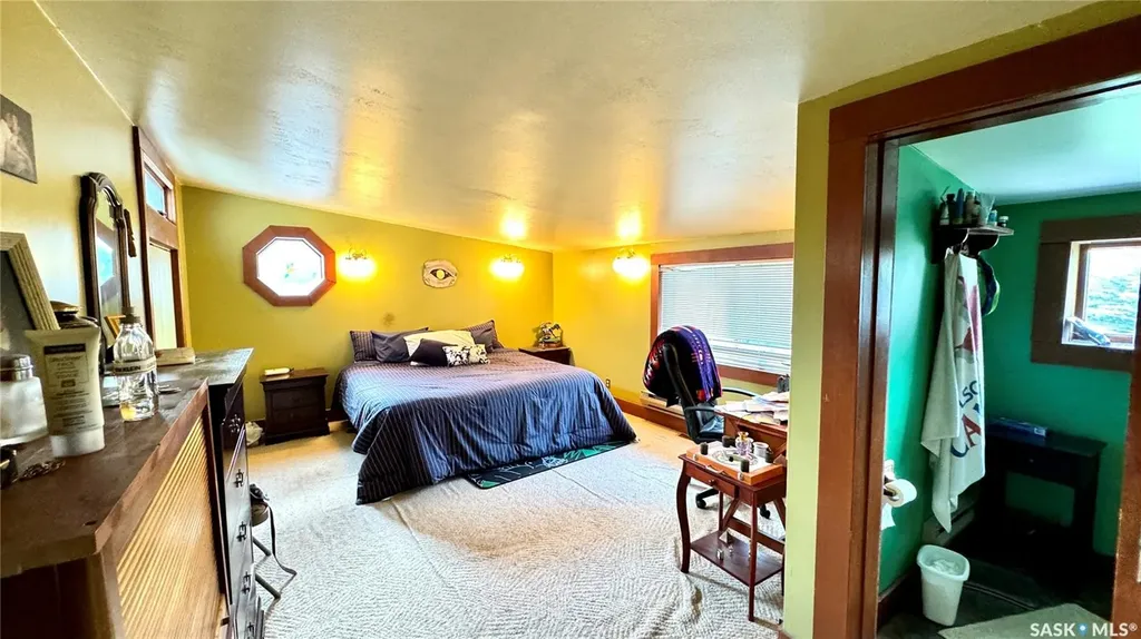 106 2nd Street E Dinsmore SK S0L 0T0