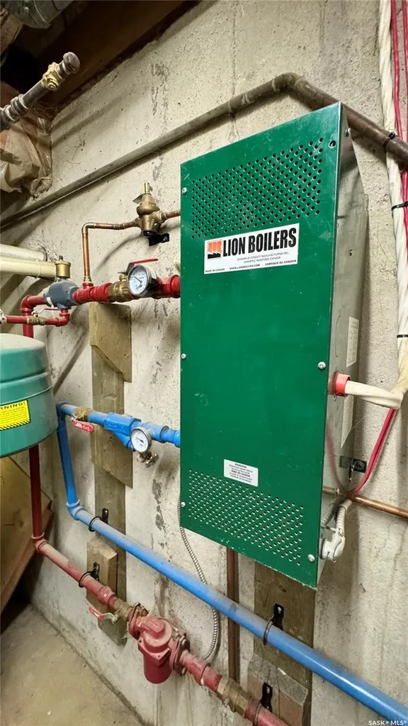 106 2nd Street E Dinsmore SK S0L 0T0