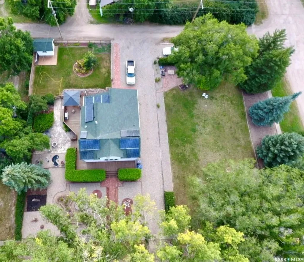106 2nd Street E Dinsmore SK S0L 0T0