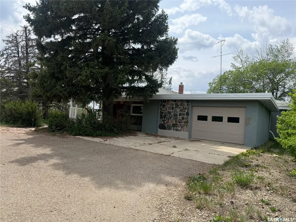 Rural Address Frontier SK S0N 0W0