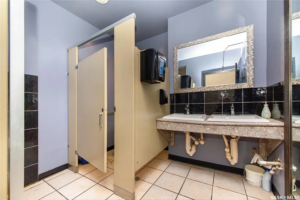 3110 8th Street Saskatoon SK S7H 0W2