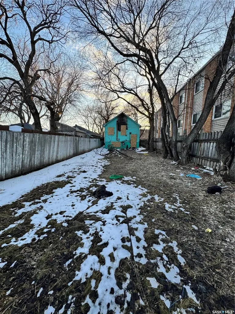 120 T Avenue S Saskatoon SK S7M 3A8