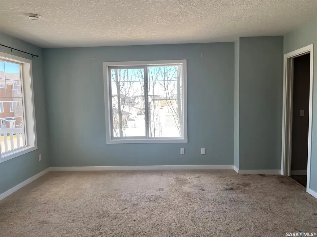 5612 Gordon Road Regina SK S4P 2T1