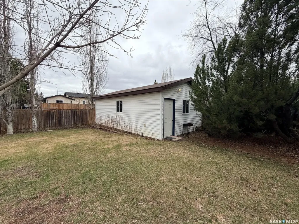9021 Walker Drive North Battleford SK S9A 2W9