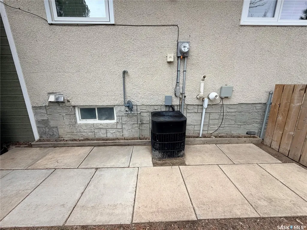 9021 Walker Drive North Battleford SK S9A 2W9