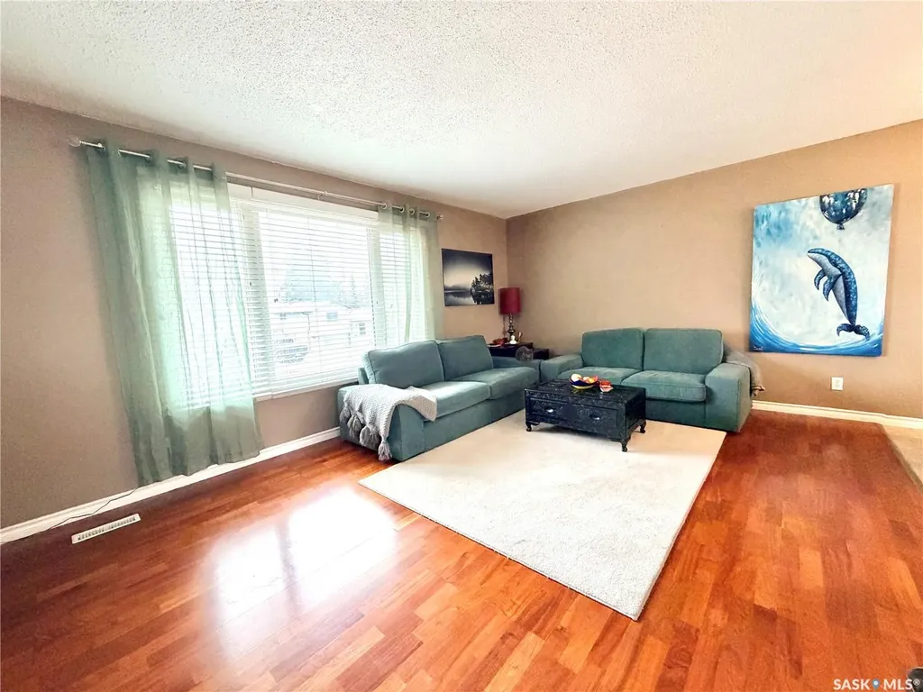 9021 Walker Drive North Battleford SK S9A 2W9