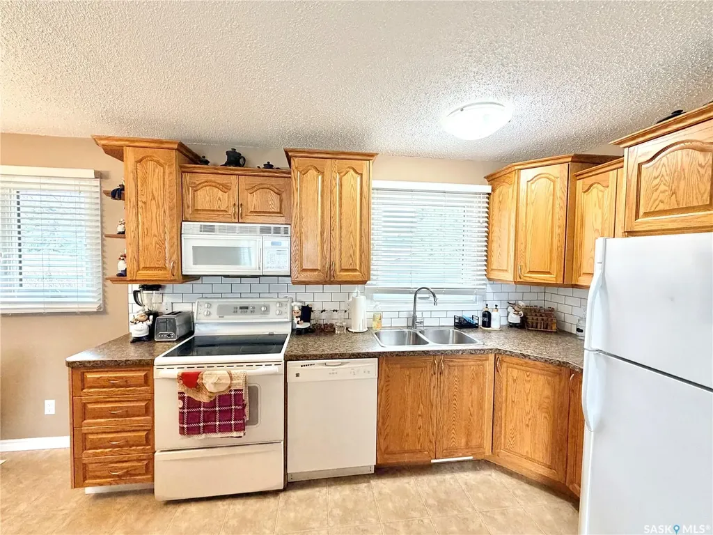 9021 Walker Drive North Battleford SK S9A 2W9