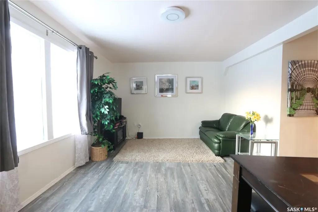 1209 Wascana Street Regina SK S4T 4J2