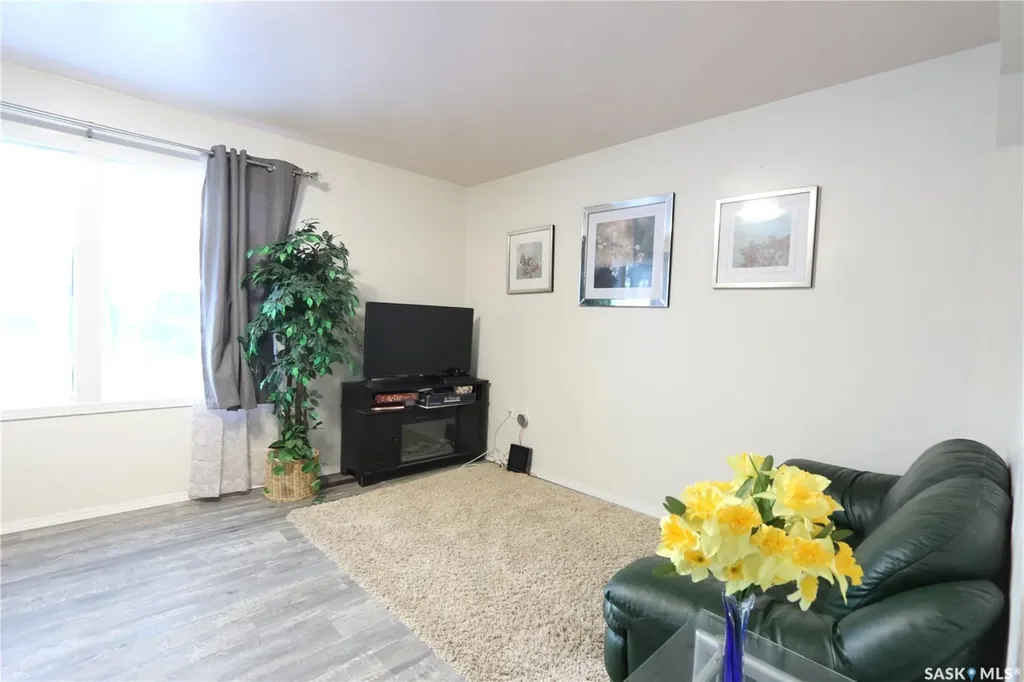 1209 Wascana Street Regina SK S4T 4J2