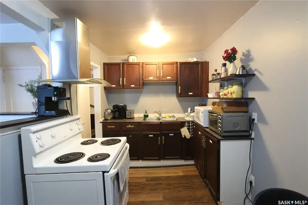1209 Wascana Street Regina SK S4T 4J2