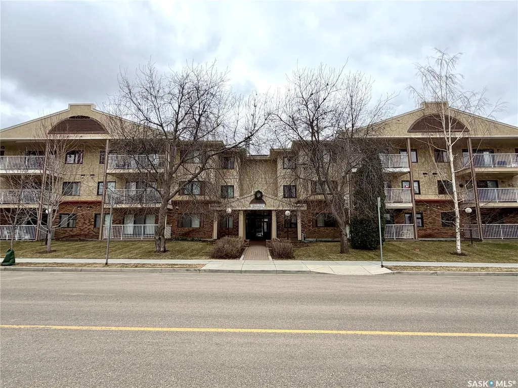 1442 102nd Street North Battleford SK S9A 1G7