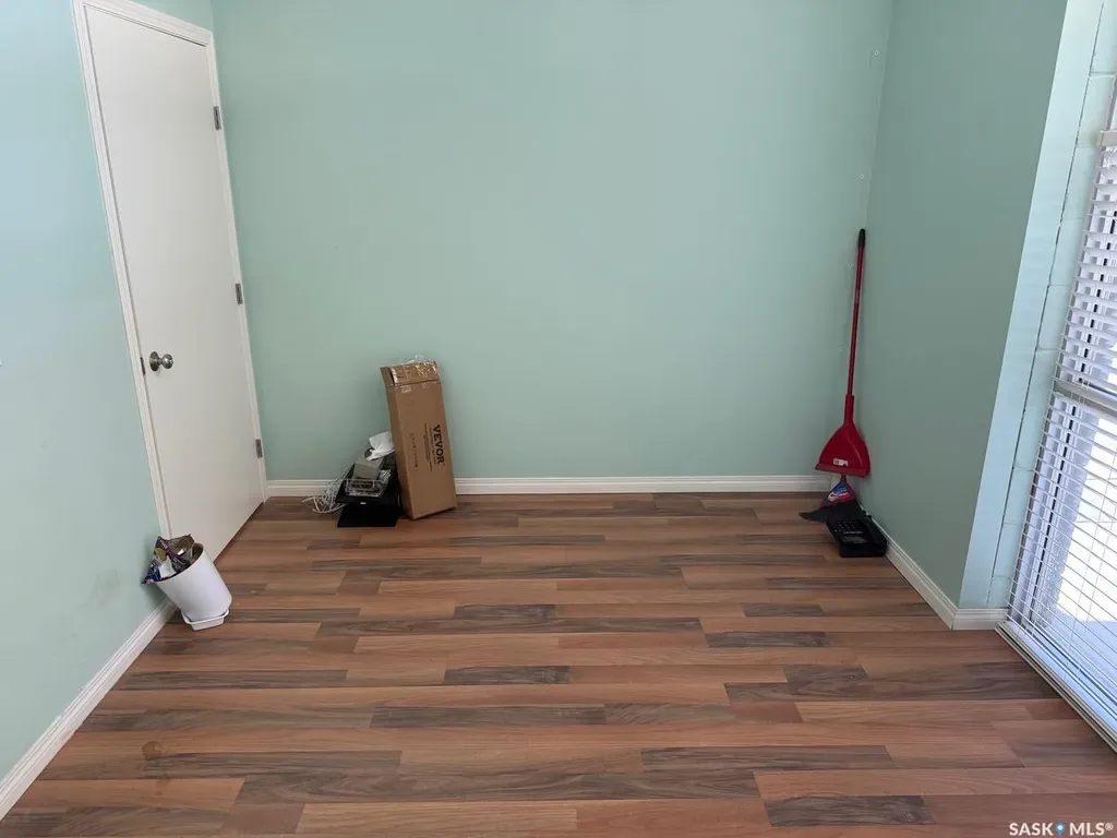 3010 Arlington Avenue Saskatoon SK S7J 2J9