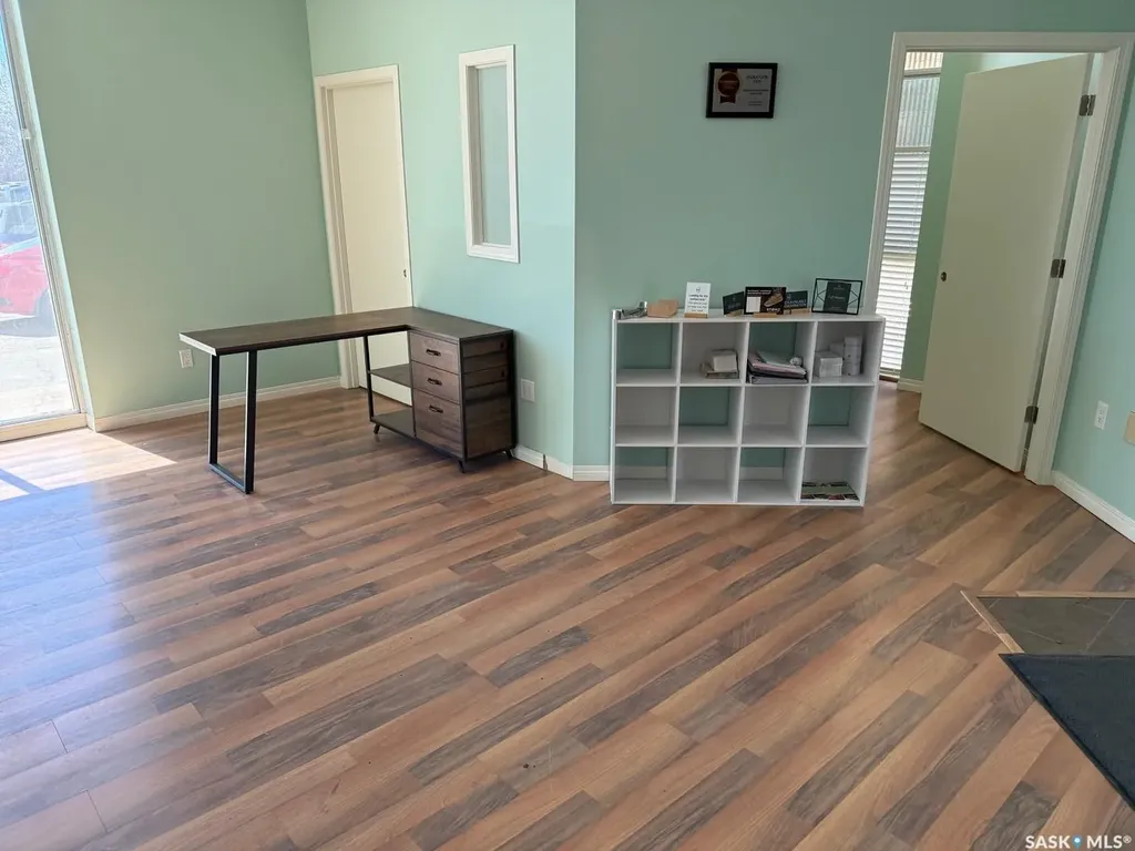 3010 Arlington Avenue Saskatoon SK S7J 2J9