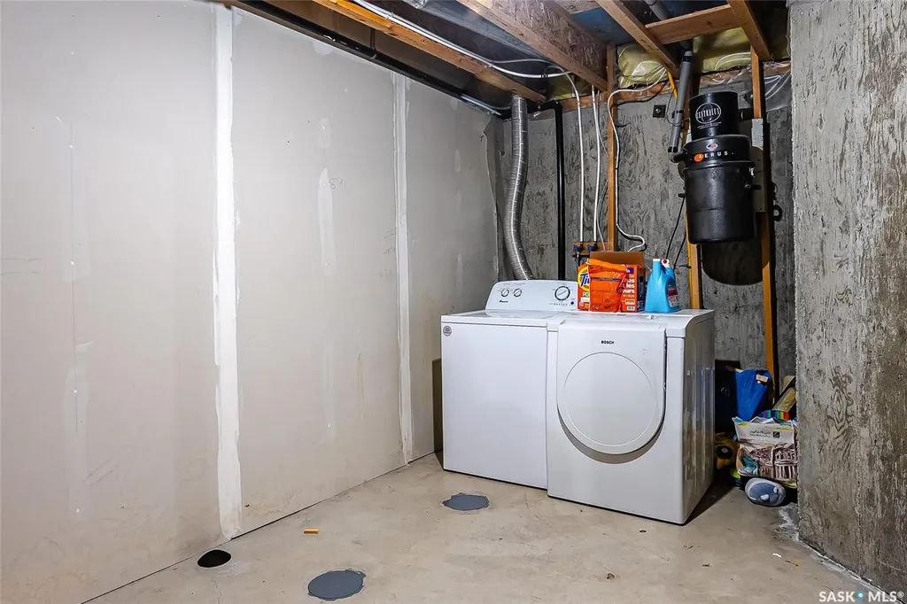 111 Fairbrother Crescent Saskatoon SK S7S 1L3