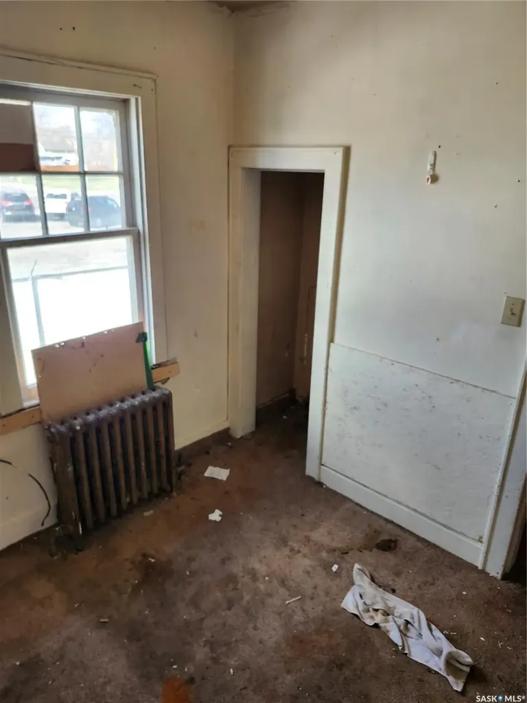 1716 Ottawa Street Regina SK S4P 1P2
