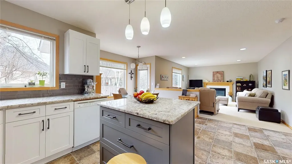 11172 Wascana Meadows Regina SK S4V 2W2