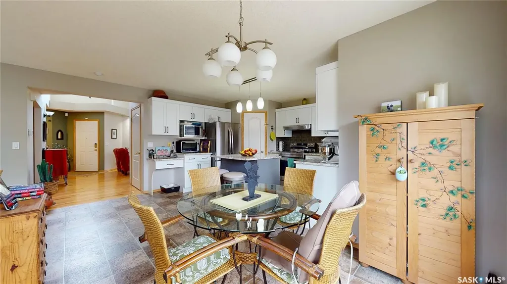11172 Wascana Meadows Regina SK S4V 2W2