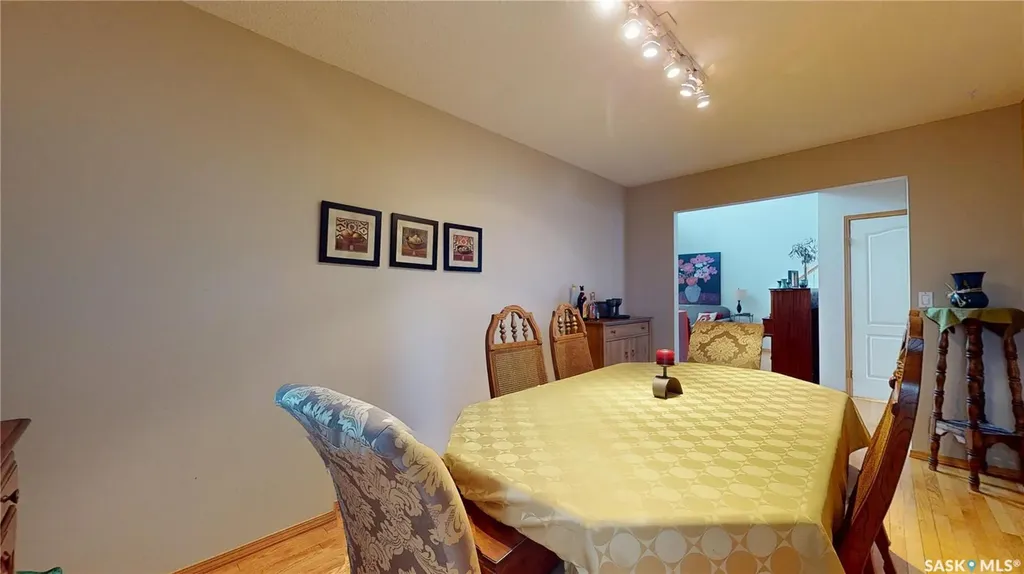11172 Wascana Meadows Regina SK S4V 2W2