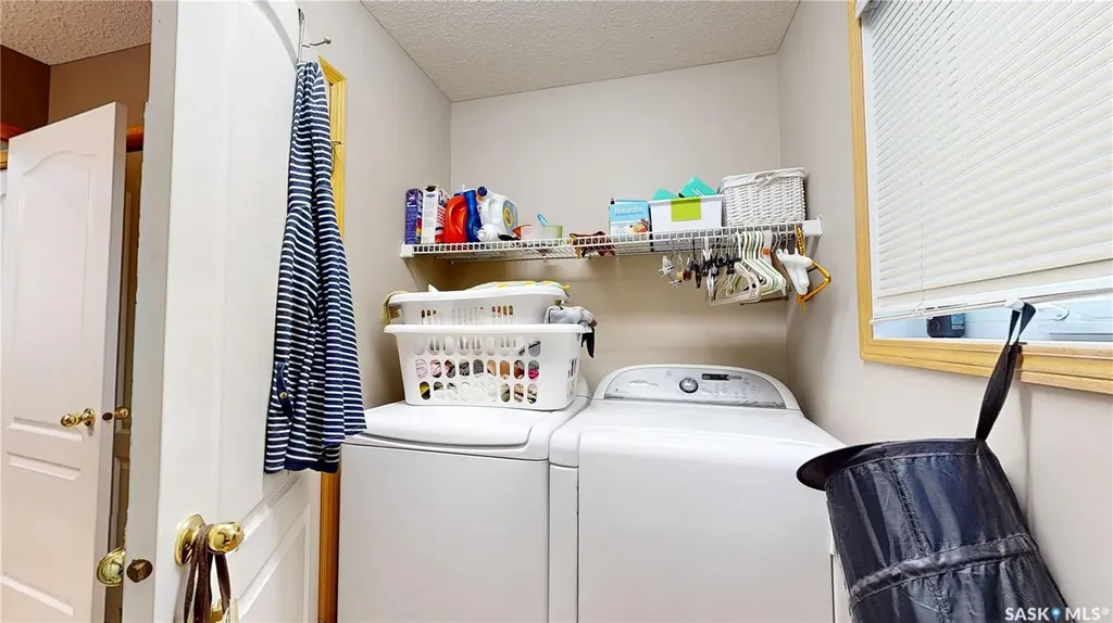 11172 Wascana Meadows Regina SK S4V 2W2