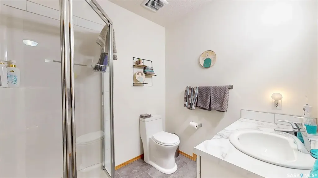 11172 Wascana Meadows Regina SK S4V 2W2