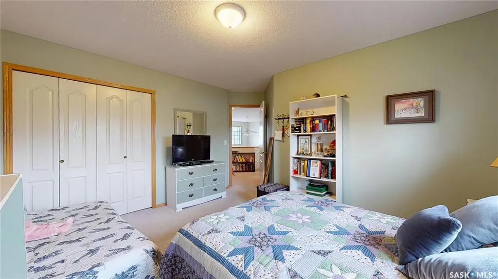 11172 Wascana Meadows Regina SK S4V 2W2