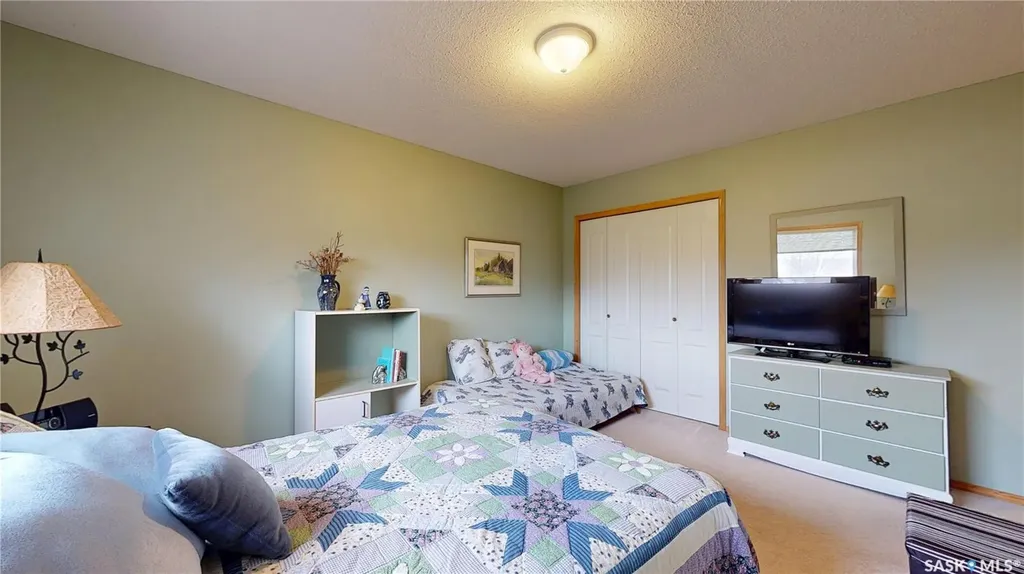 11172 Wascana Meadows Regina SK S4V 2W2