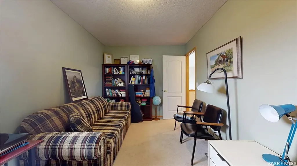 11172 Wascana Meadows Regina SK S4V 2W2
