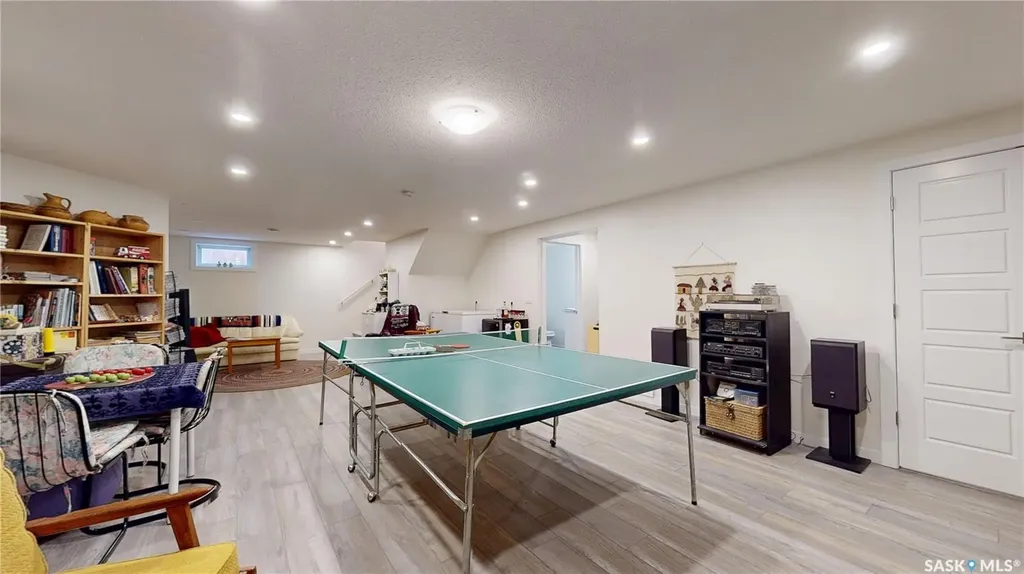 11172 Wascana Meadows Regina SK S4V 2W2