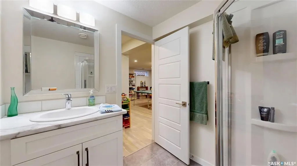 11172 Wascana Meadows Regina SK S4V 2W2