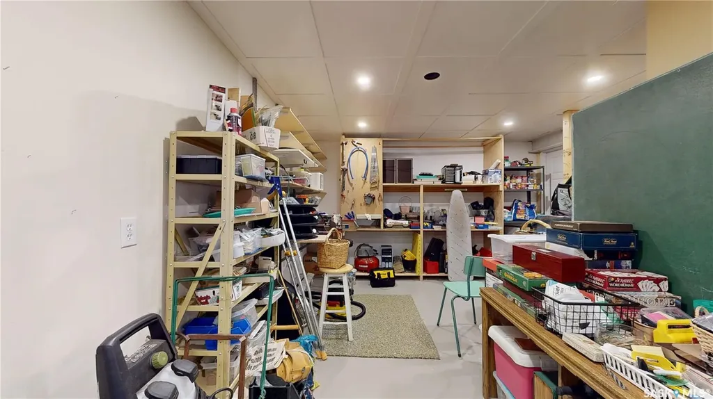 11172 Wascana Meadows Regina SK S4V 2W2