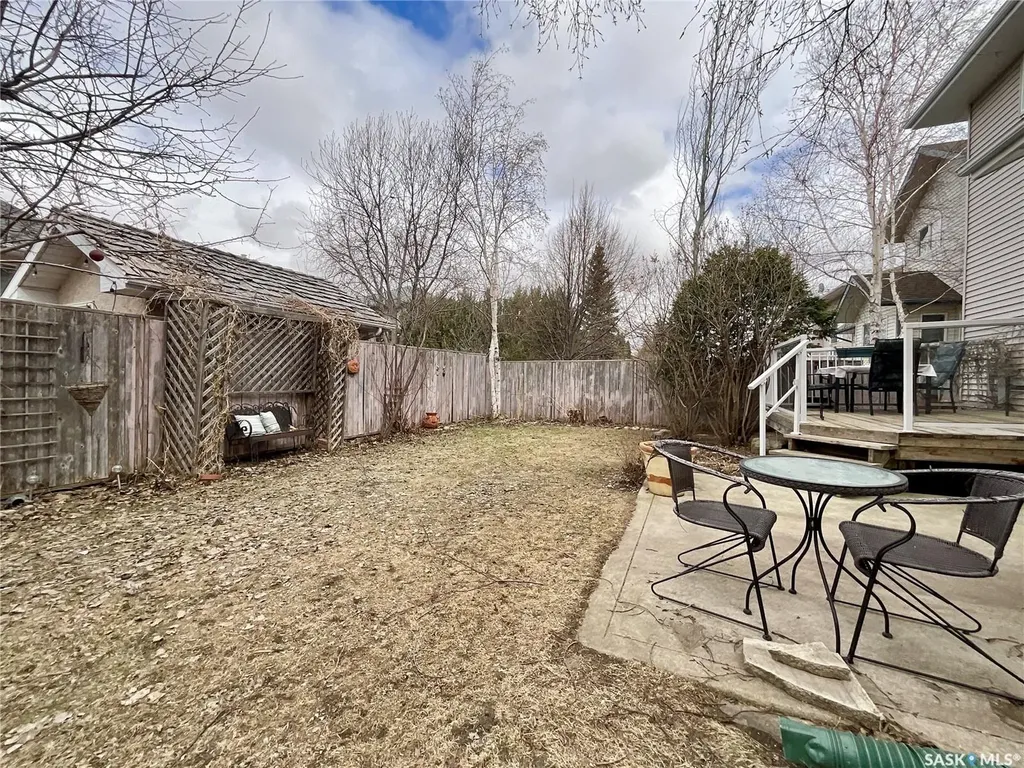 11172 Wascana Meadows Regina SK S4V 2W2